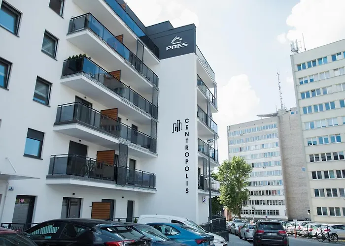 Homestay 2 Apartment With Parking